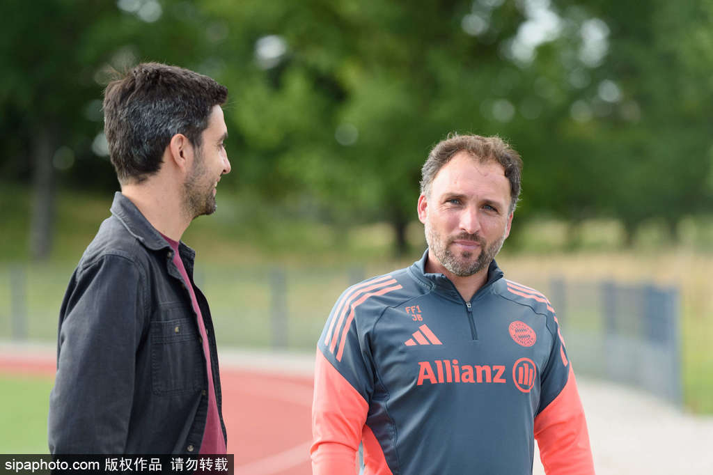 爱游戏-中国队前途光明！，西亚卡姆新星出色防守表现突出赢得满堂喝彩的简单介绍